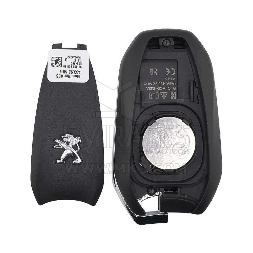 Used Peugeot 3008 2023 Original Smart Remote Key 3 Buttons Sedan 433.92MHz FSK Chip 4A - Chip Marking: A3M15 | Emirates Keys