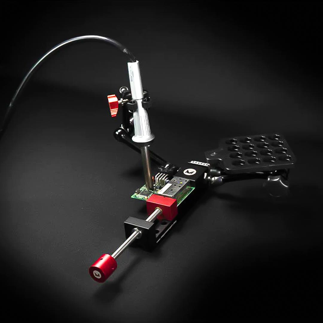 Magic - FLK12 - MAGBench Mini - Herramienta Jig: Establezca conexiones estables para programar en los modos Boot, BDM y Jtag | Emirates Keys